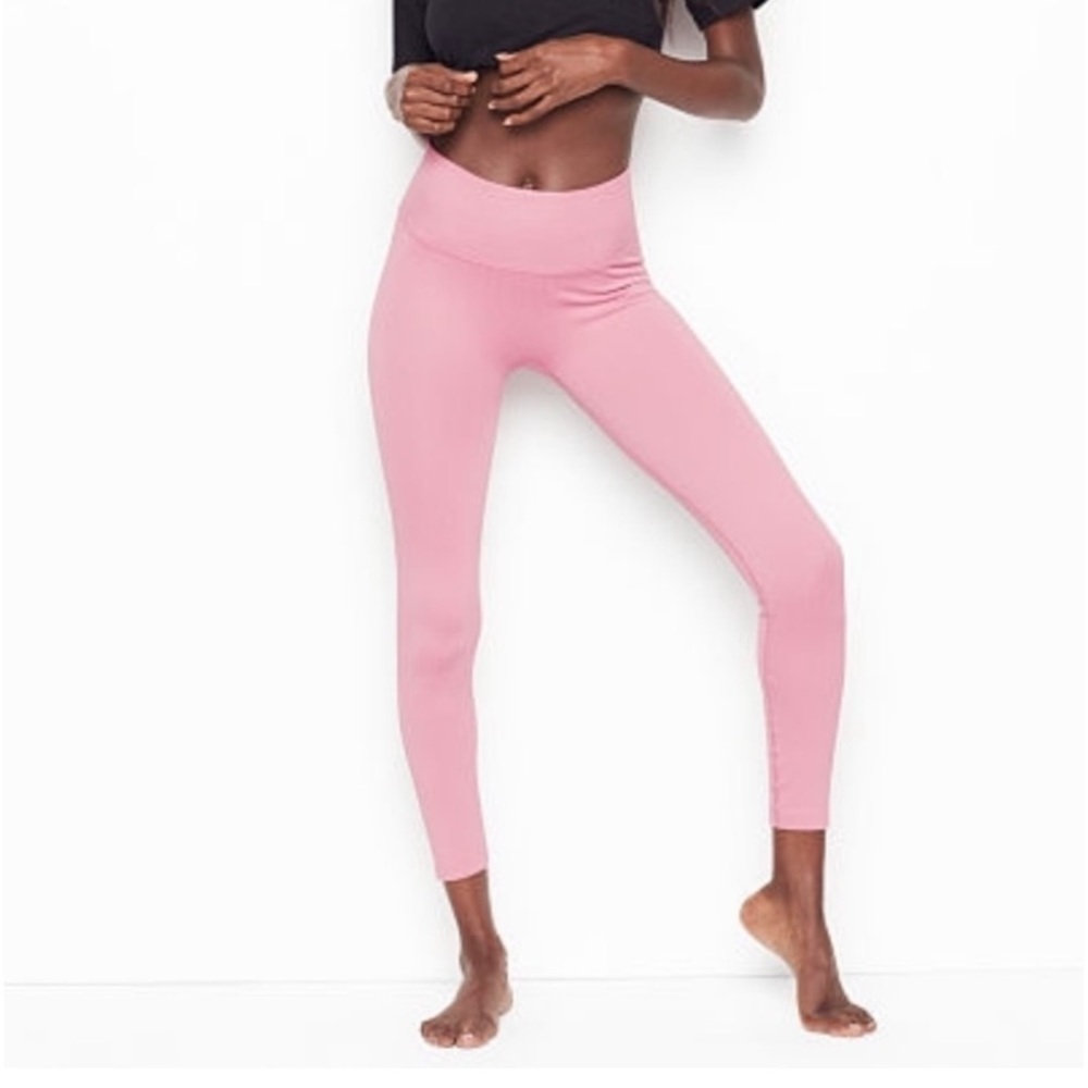 ❤️Victoria’s Secret 7/8th ribbed seamless tights❤️ NWT